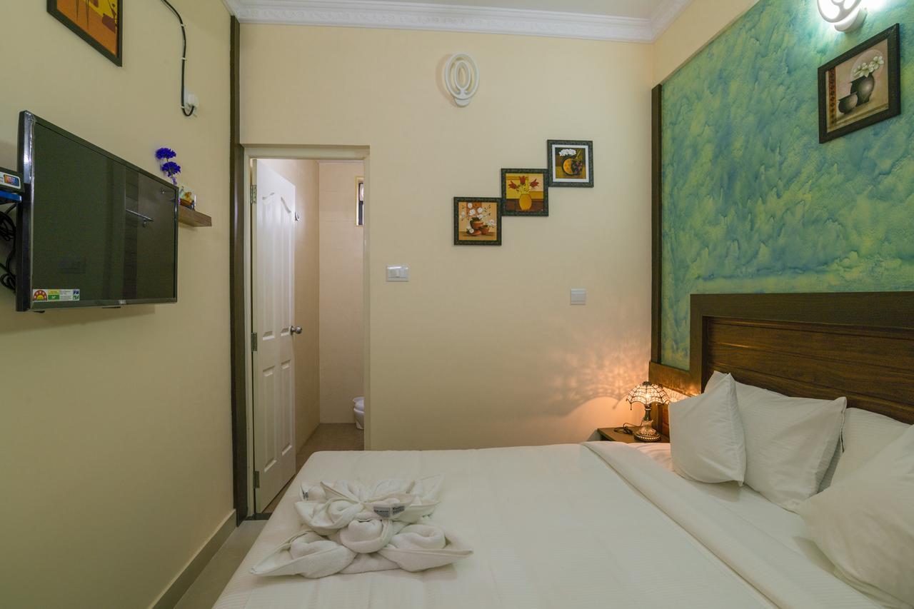 Blue Bell Cochin Airport Hotel Nedumbassery Exterior photo
