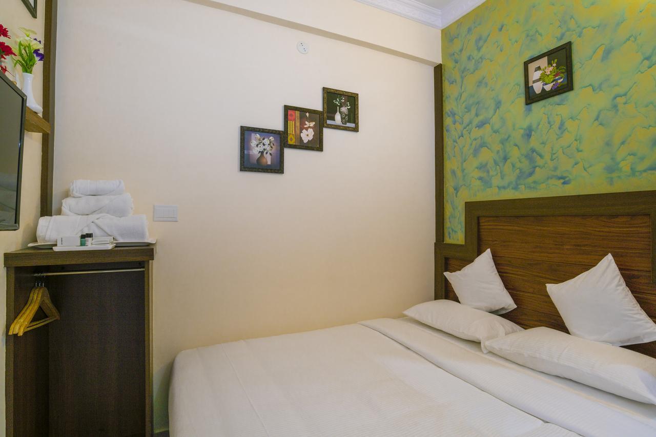 Blue Bell Cochin Airport Hotel Nedumbassery Exterior photo